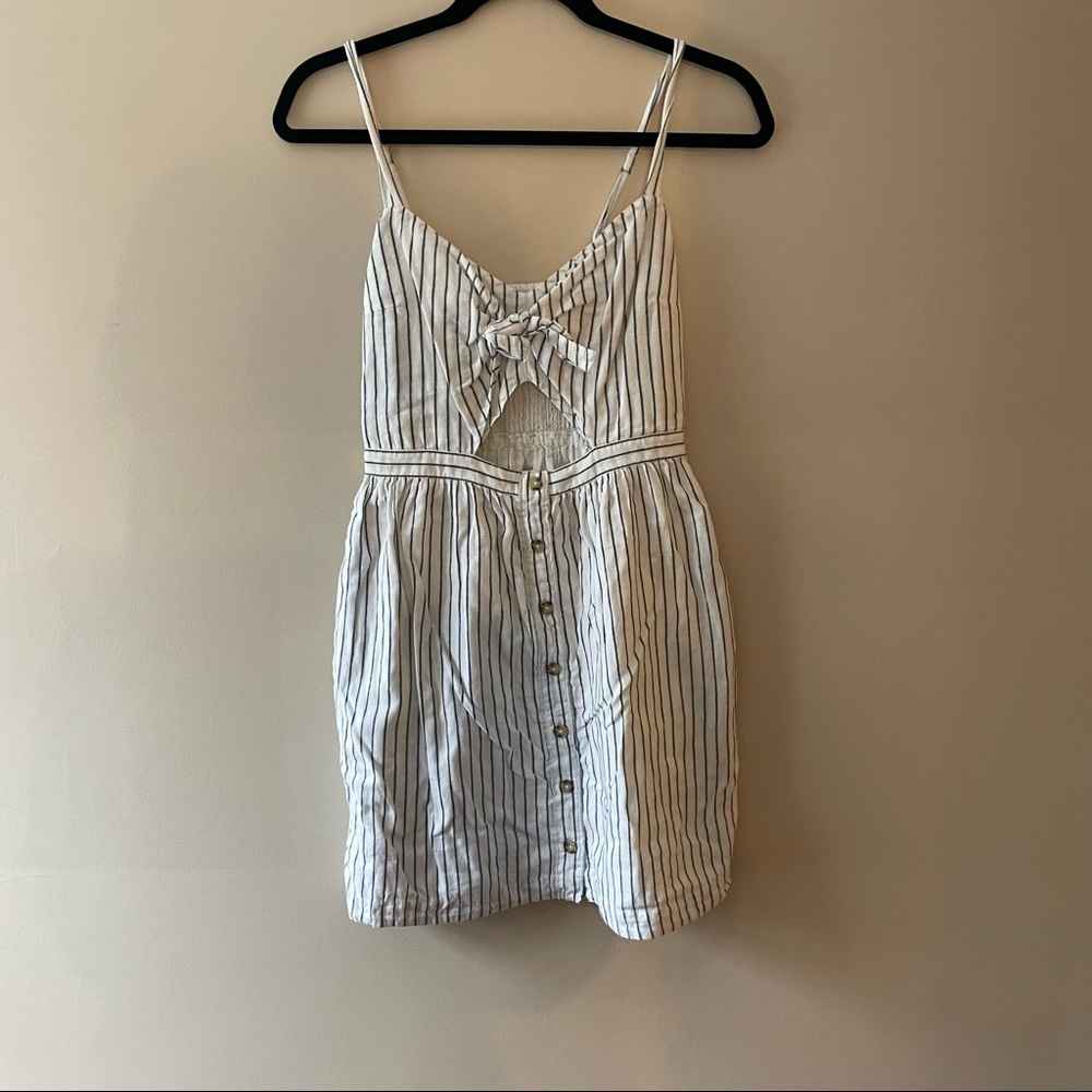 Abercrombie Cut Out Tie Front Sun Dress